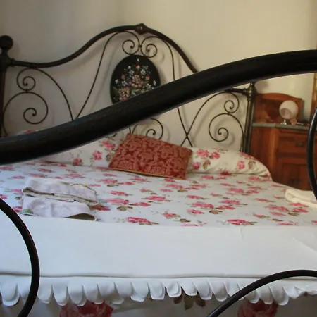 Affittacamere Mazzini 49 3*