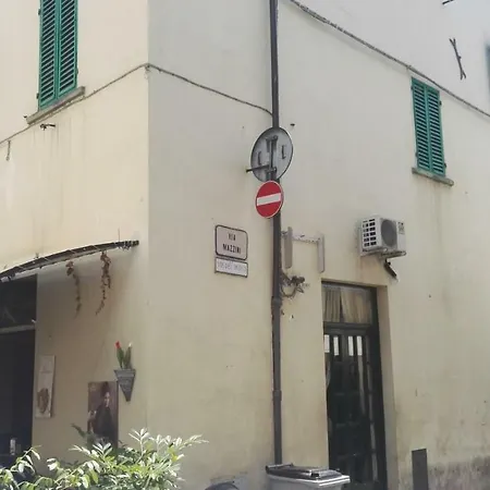 Mazzini 49 Affittacamere Sansepolcro